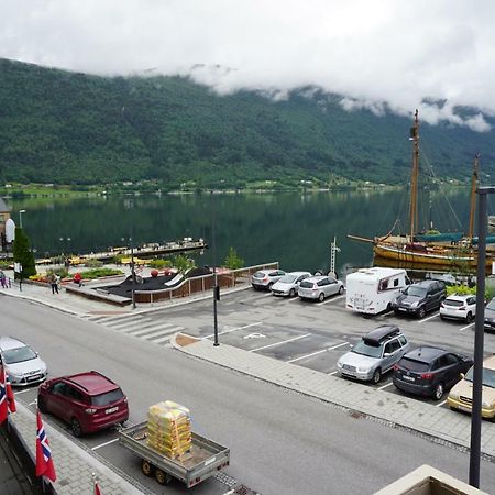 Andalsnes Sentrum Apartment No2 Esterno foto