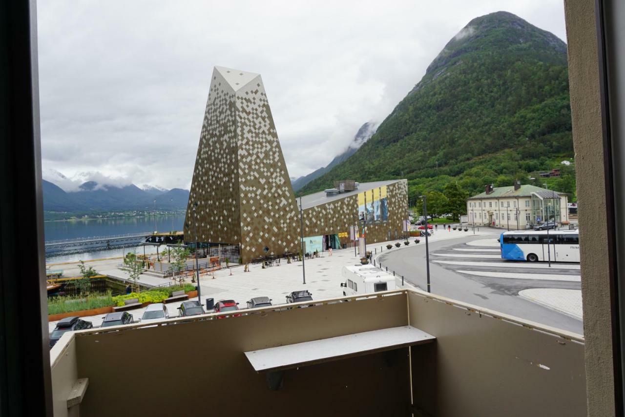 Andalsnes Sentrum Apartment No2 Esterno foto